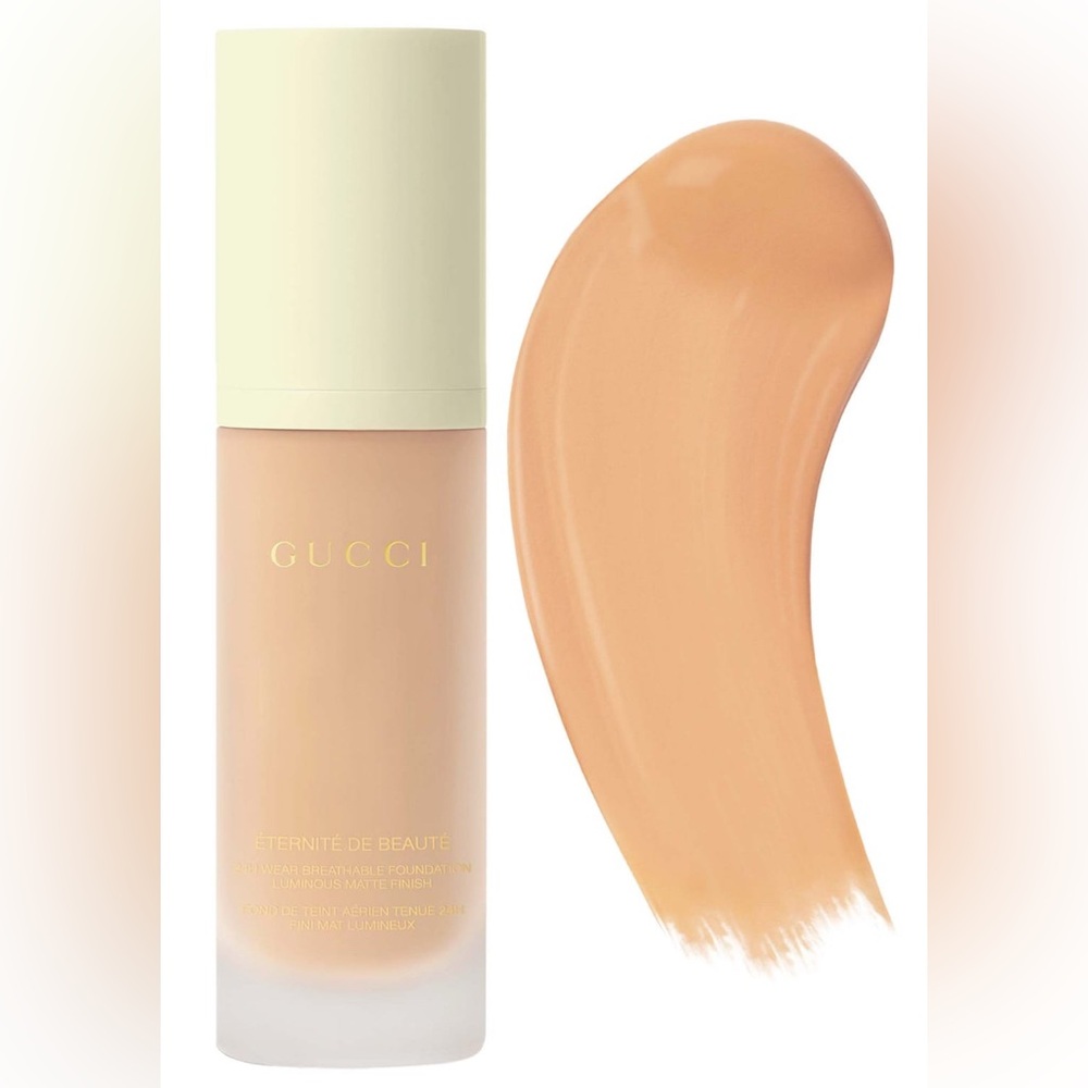 220W - Gucci Eternité De Beauté foundation (Fair Medium with Warm Undert…